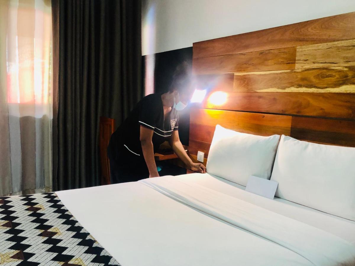 Detente Hotel Αμπιτζάν Εξωτερικό φωτογραφία