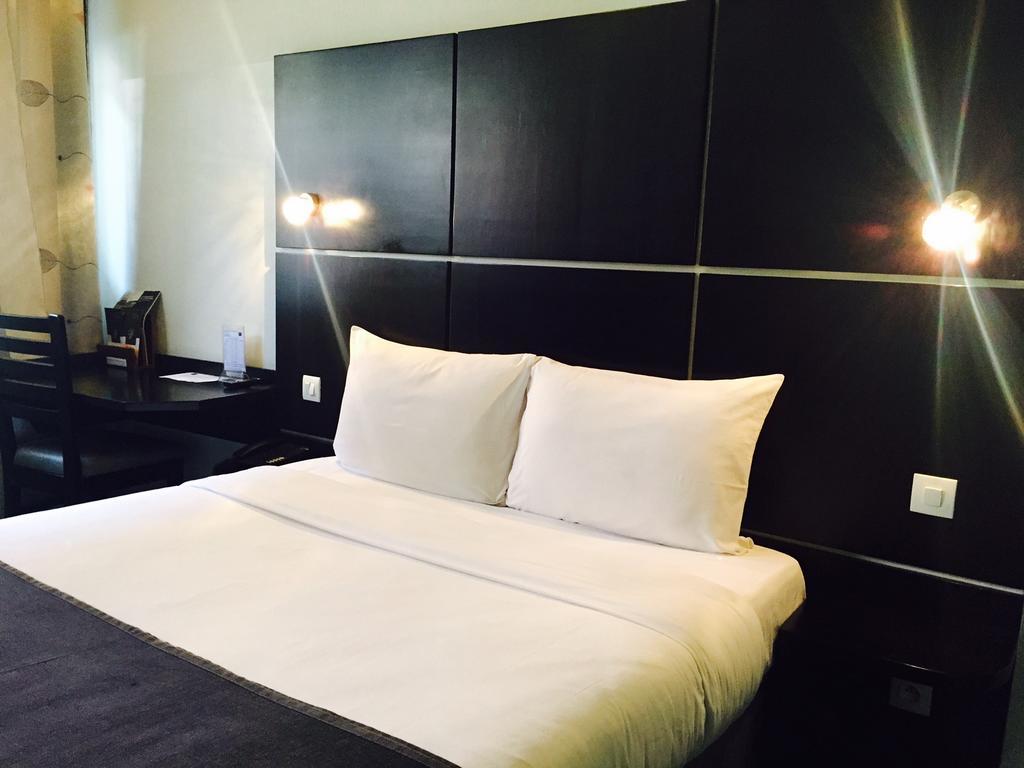 Detente Hotel Αμπιτζάν Εξωτερικό φωτογραφία