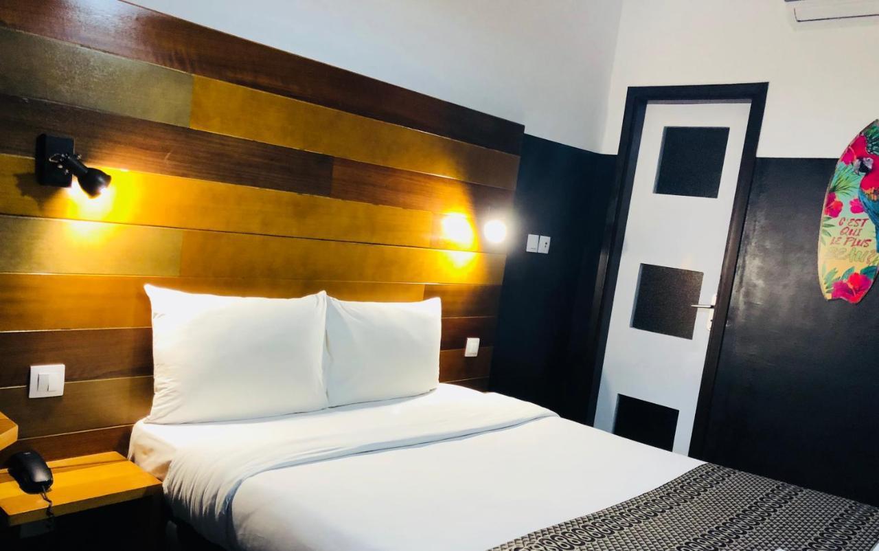 Detente Hotel Αμπιτζάν Εξωτερικό φωτογραφία