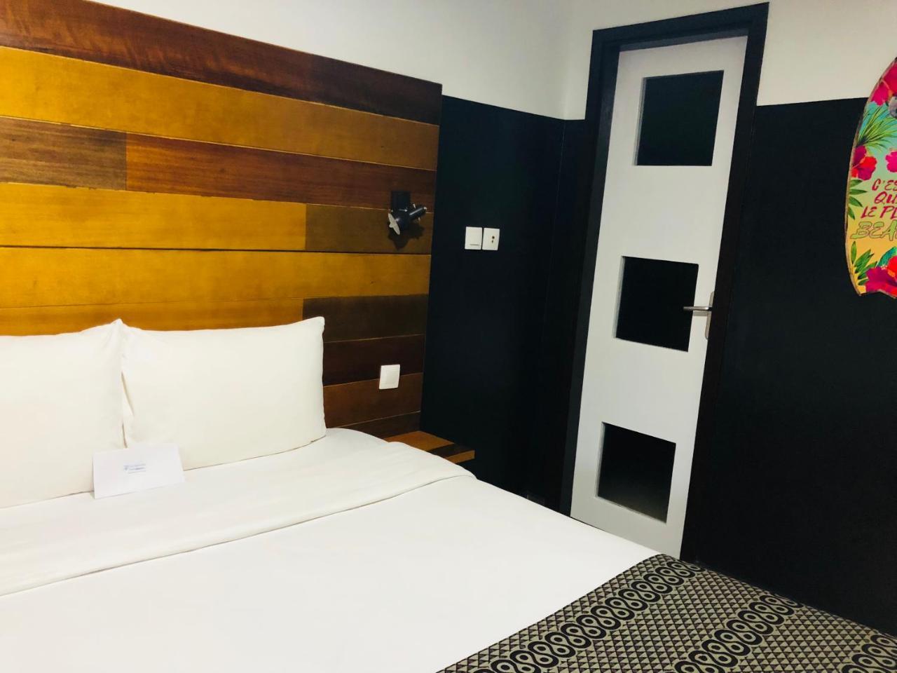 Detente Hotel Αμπιτζάν Εξωτερικό φωτογραφία