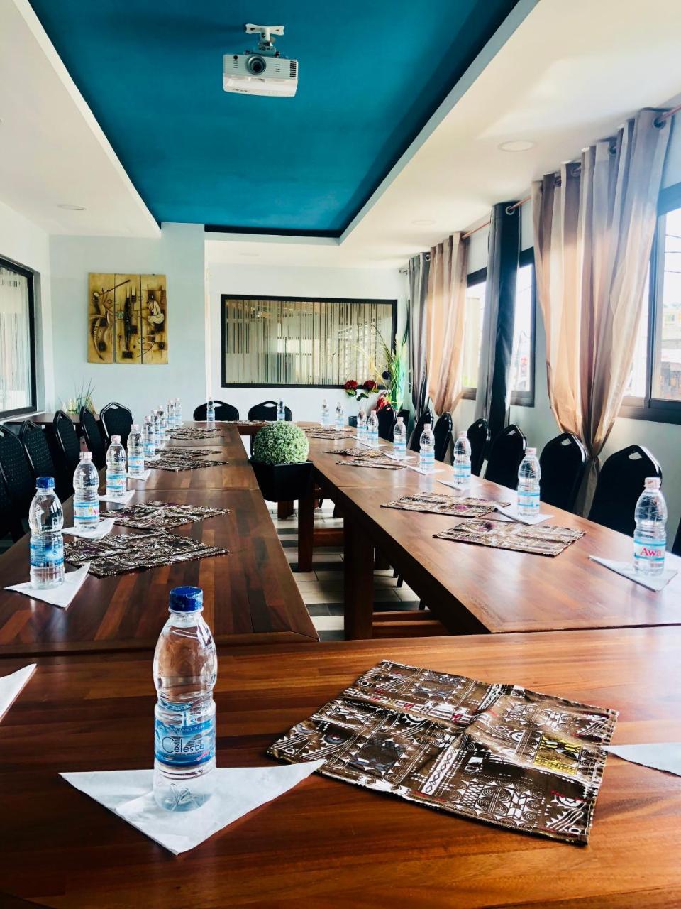 Detente Hotel Αμπιτζάν Εξωτερικό φωτογραφία